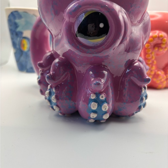 Oceanic Charm Ceramic Mug Trio - Blue, Pink, and Purple - Picture 14 of 16